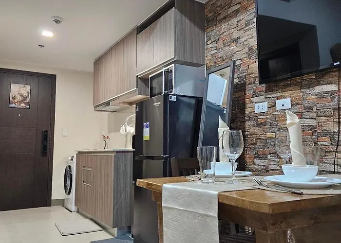 1 Bedroom Mckinley West Taguig *