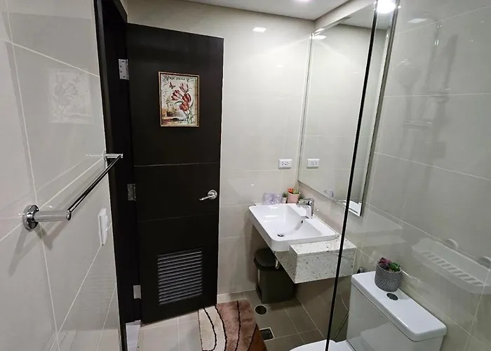 Apartment 1 Bedroom Mckinley West Taguig Manila