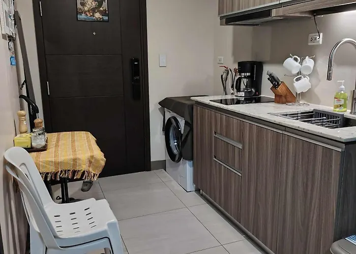 1 Bedroom Mckinley West Taguig Manila
