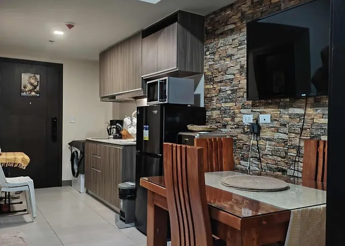1 Bedroom Mckinley West Taguig *