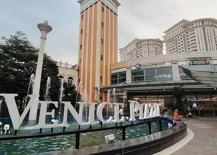 1 Bedroom Mckinley West Taguig * Manila